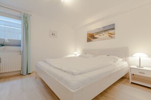 1 soverom, strykejern/-brett, wi-fi (inkludert) og sengetøy