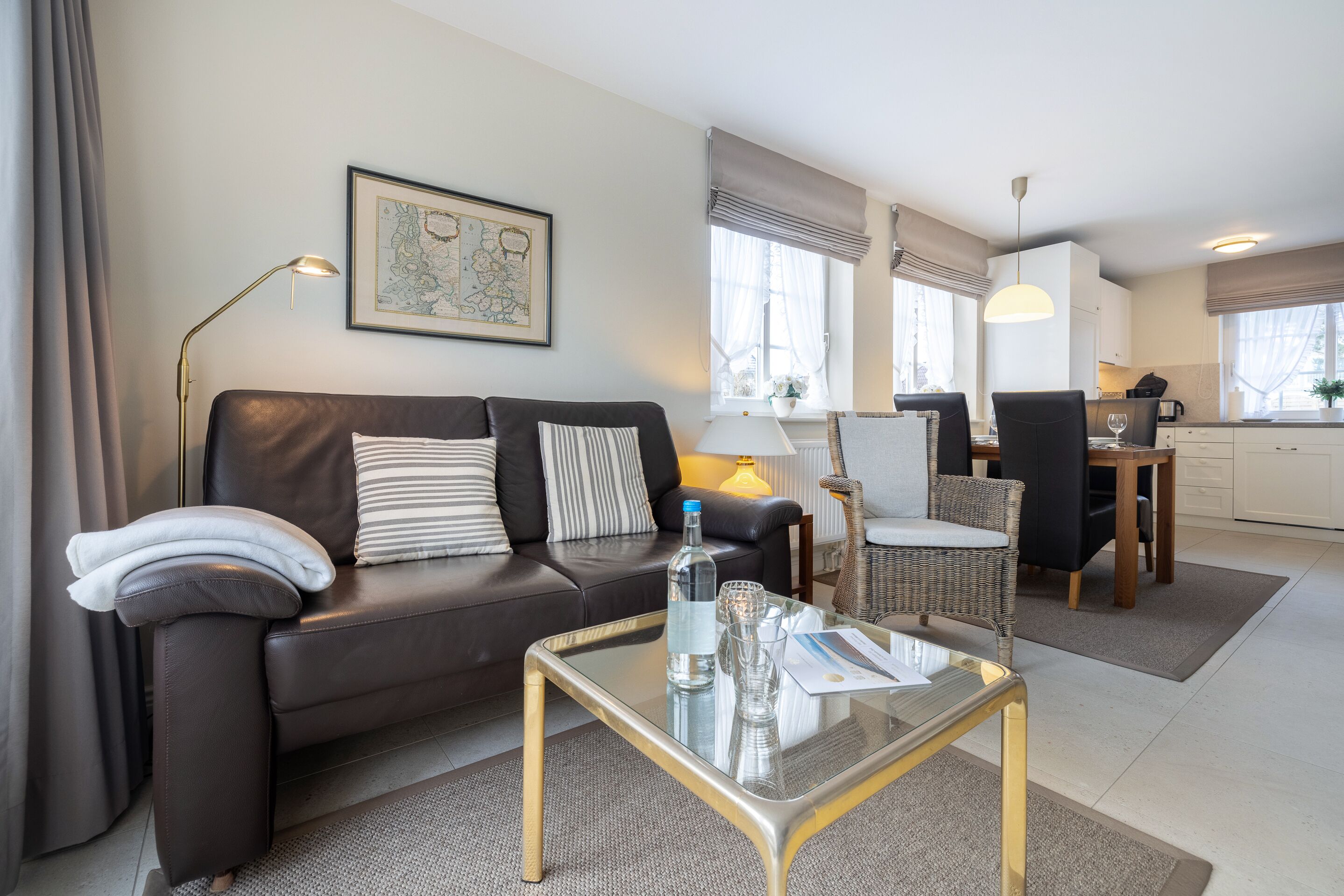 Fernseher, DVD-Player, Stereoanlage