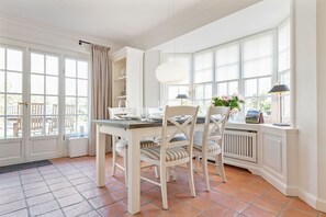 Dining - Bestlage Zwischen Dünen und Dorfteich. Mit Eigenem Gärtchen (Wenningstedt-Braderup (Sylt))