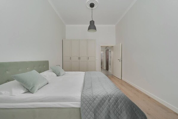 1 bedroom, iron/ironing board, WiFi, bed sheets