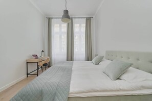 1 habitación, tabla de planchar con plancha, wifi y ropa de cama 