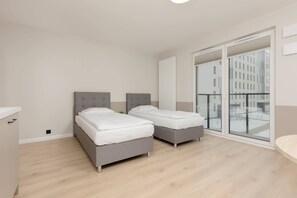 アイロン / アイロン台、WiFi、ベッドシーツ