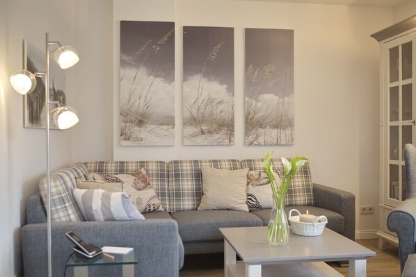 TV, DVD-spiller og stereoanlegg