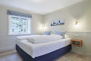 4 Schlafzimmer, Bügeleisen/Bügelbrett, kostenloses WLAN, Bettwäsche