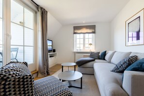 Tv, dvd-afspiller, stereoanlæg