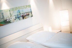 3 chambres, fer et planche à repasser, Wi-Fi gratuit, draps fournis