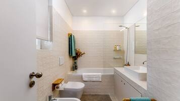 Hair dryer, towels