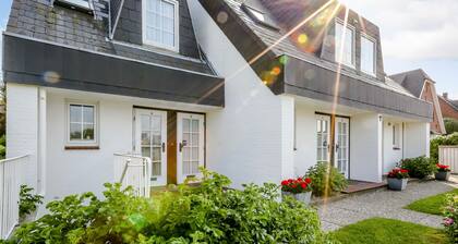 Ein Besonderes Hideaway. In Top-lage Wenningstedts, Zwischen Dorfteich und Dünen
