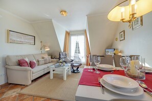 Fernseher, Stereoanlage