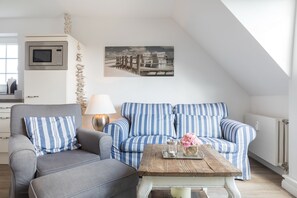 TV, DVD player, aparelho de som