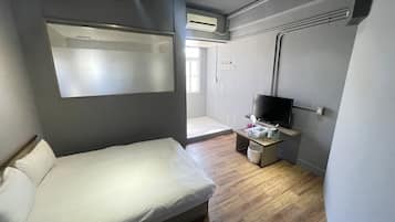 Business Double Room | Free WiFi