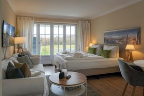 2 bedrooms, iron/ironing board, free WiFi, bed sheets - 3-raum Appartement im Erd- und Untergeschoss für bis zu 4 Personen (Wenningstedt-Braderup (Sylt))