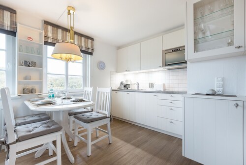 Comfortable 2-room apartment located directly in the dunes