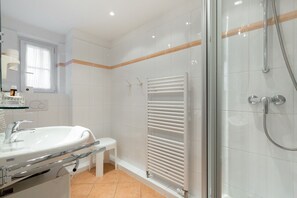Hair dryer, towels