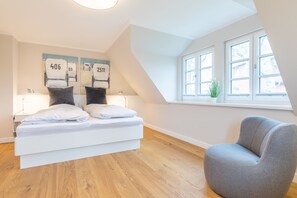 4 Schlafzimmer, Bügeleisen/Bügelbrett, kostenloses WLAN, Bettwäsche