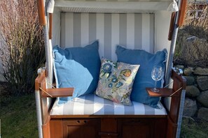 Property grounds - At the Princessa 12b vacation home, you can truly enjoy a royal vacation! (Sylt)