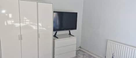 3 chambres, fer et planche Ă repasser, lit parapluie, Wi-Fi gratuit