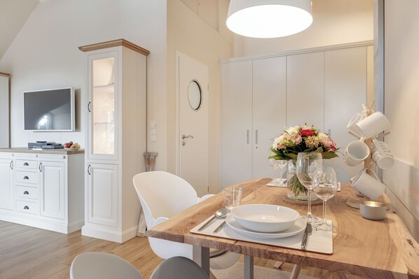 Dining - Das Appartement Senskin für 2 Personen in Ruhiger Lage in Westerland (Sylt)