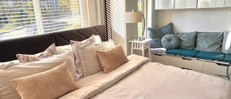 Desk, iron/ironing board, free WiFi, bed sheets