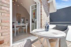 Outdoor dining - Top Lage. Hochwertige Ausstattung. 4 Meter Deckenhöhe! (Wenningstedt-Braderup (Sylt))
