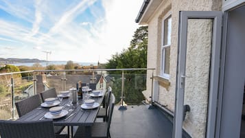 Cottage | Outdoor dining