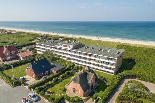 Klein aber fein! Sie wohnen direkt am Strandübergang !