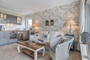 TV, DVD-spiller og stereoanlegg