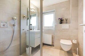 Hair dryer, towels