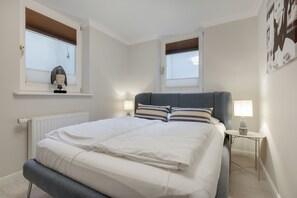 2 bedrooms, iron/ironing board, free WiFi, bed sheets - Landhaus im Erdgeschoss und Souterrain, ca. 80 qm Nutzfläche für bis zu 4 Pers (Wenningstedt-Braderup (Sylt))