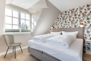 3 makuuhuonetta, silitysrauta/-lauta, ilmainen Wi-Fi, vuodevaatteet