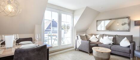 電視、DVD 播放機、音響