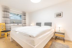 2 chambres, fer et planche à repasser, Wi-Fi gratuit, draps fournis