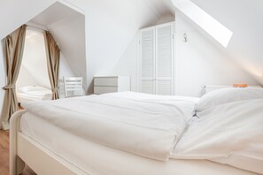 1 Schlafzimmer, Bügeleisen/Bügelbrett, kostenloses WLAN, Bettwäsche