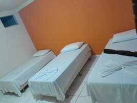 Basic Triple Room | Free WiFi, bed sheets