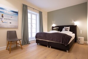 4 bedrooms, iron/ironing board, free WiFi, bed sheets - Freistehendes State-of-the-art-einzelhaus in Strandnaher Lage Wenningstedts (Wenningstedt-Braderup (Sylt))