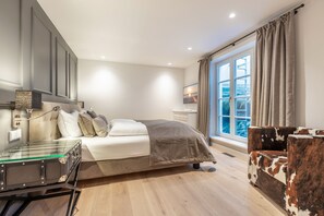 3 chambres, bureau, fer et planche à repasser, Wi-Fi gratuit