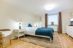 1 bedroom, travel cot, free WiFi, bed sheets - Idylle & Komfort Unmittelbar am Dorfteich (Wenningstedt-Braderup (Sylt))