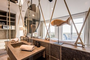 Haartrockner, Handtücher