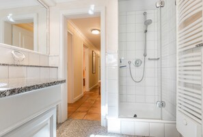 Hair dryer, towels