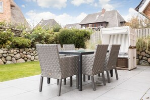 Outdoor dining - Strandnaher Lage mit Einer Wunderschönen, Luxuriösen Ausstattung (Wenningstedt-Braderup (Sylt))