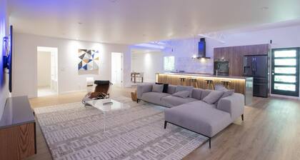 Modern Living in Kirkland