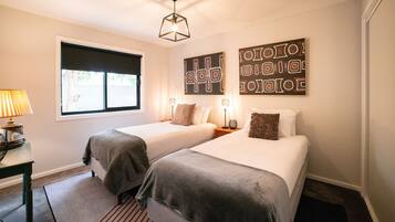 3 chambres, fer et planche Ă repasser, Wi-Fi, draps fournis