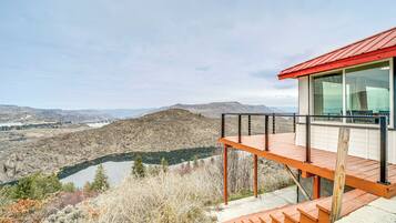 House (2 Bedrooms) | Front of property