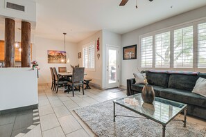 Apartment (3 Bedrooms) | Interior - Golf, Hike & Bike: Townhome in Fountain Hills! (Fountain Hills)
