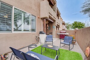 Interior - Golf, Hike & Bike: Townhome in Fountain Hills! (Fountain Hills)