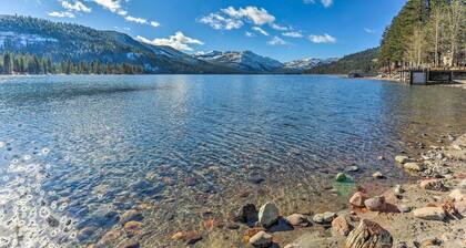 5 Mi to Donner Lake: Serene Cabin w/ Deck & Yard