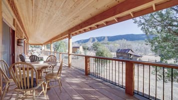 House (3 Bedrooms) | Front of property