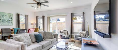 House (3 Bedrooms) | Front of property