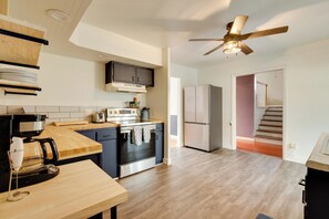 House (3 Bedrooms) | Interior