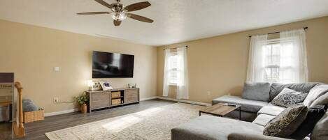 House (3 Bedrooms) | Front of property